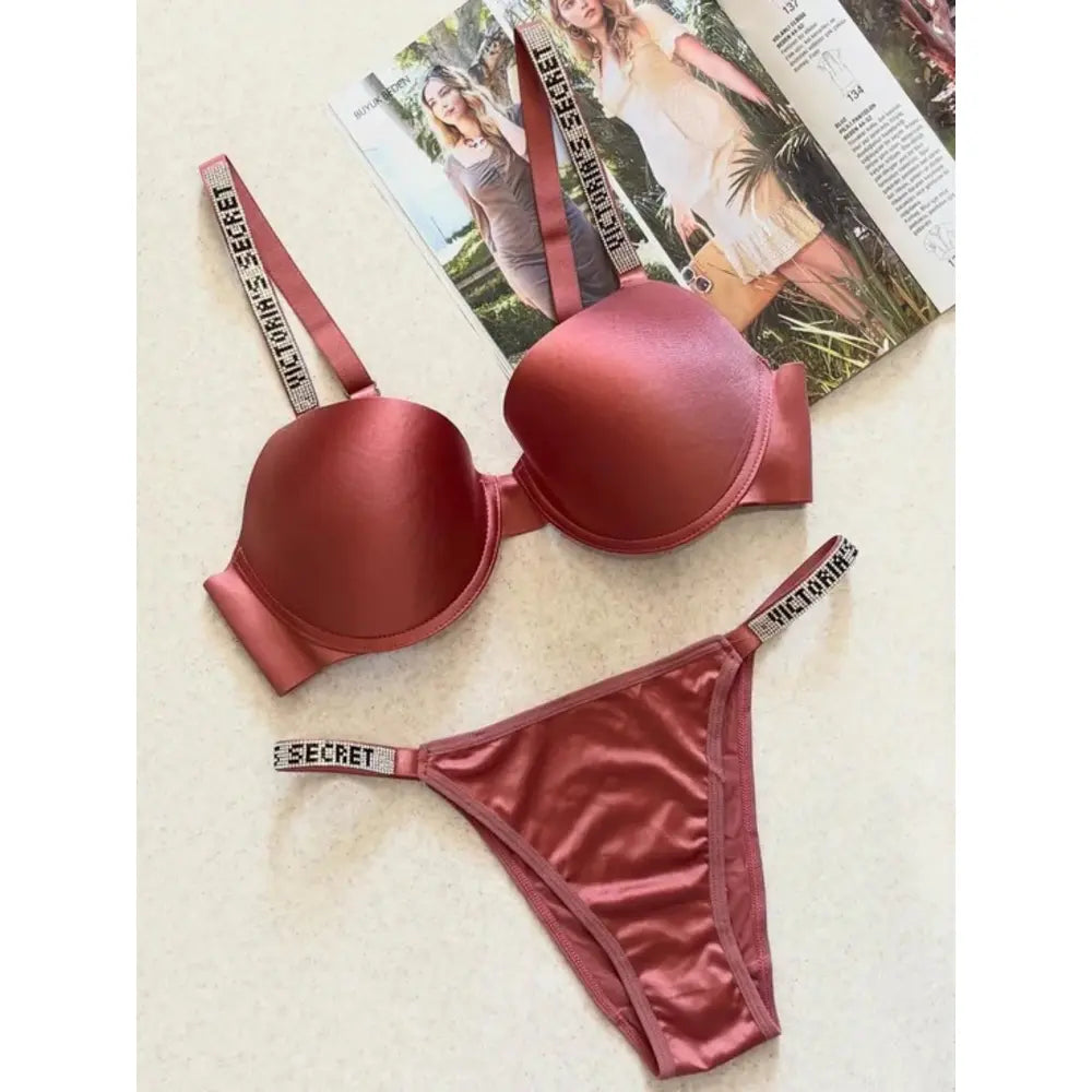 imgi_21_zizi.underwearr_20250726_p_3685083532815963438_5_3685083515224873480_965fef4d-5337-4dd2-bf5c-3c1d0ecd2190.jpg